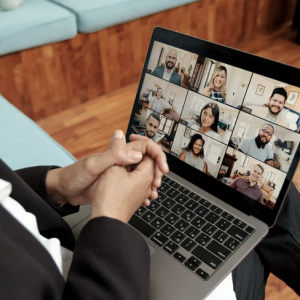 Systemic Individual Therapy in a Multi-Person Setting